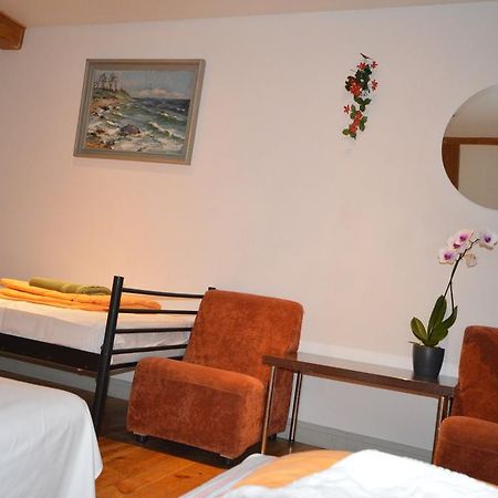 Doma Hostel Riga Exterior photo