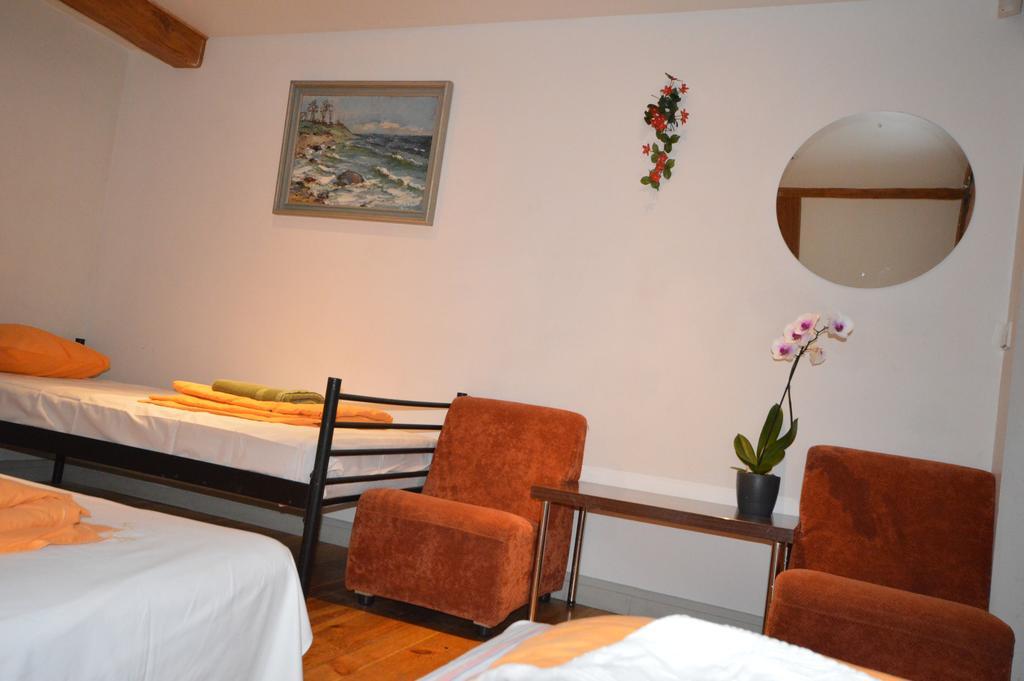 Doma Hostel Riga Exterior photo