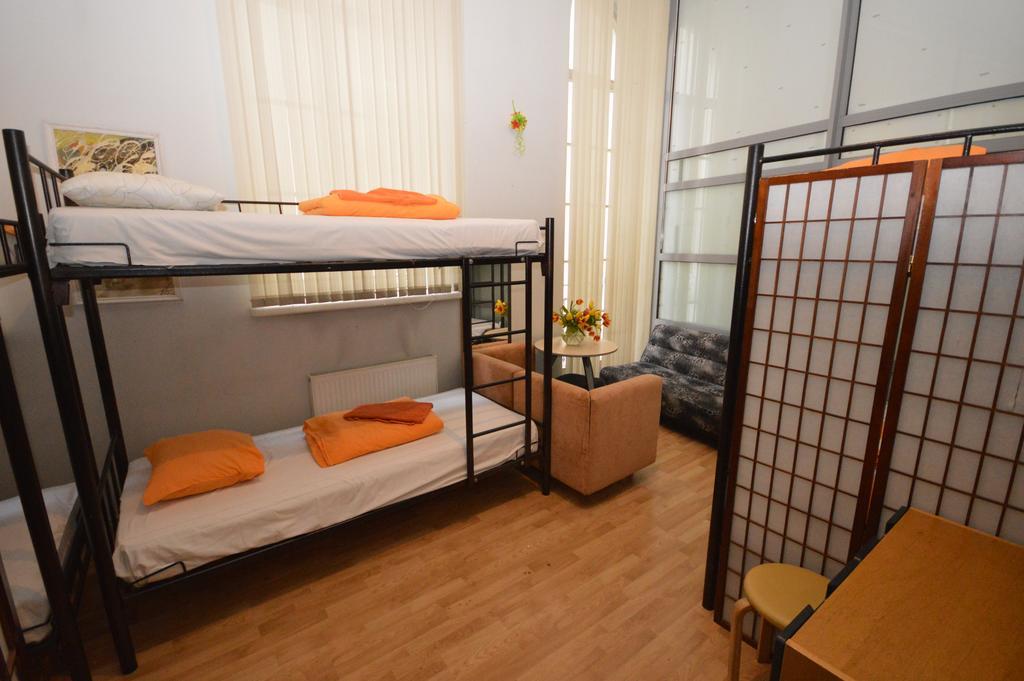 Doma Hostel Riga Exterior photo
