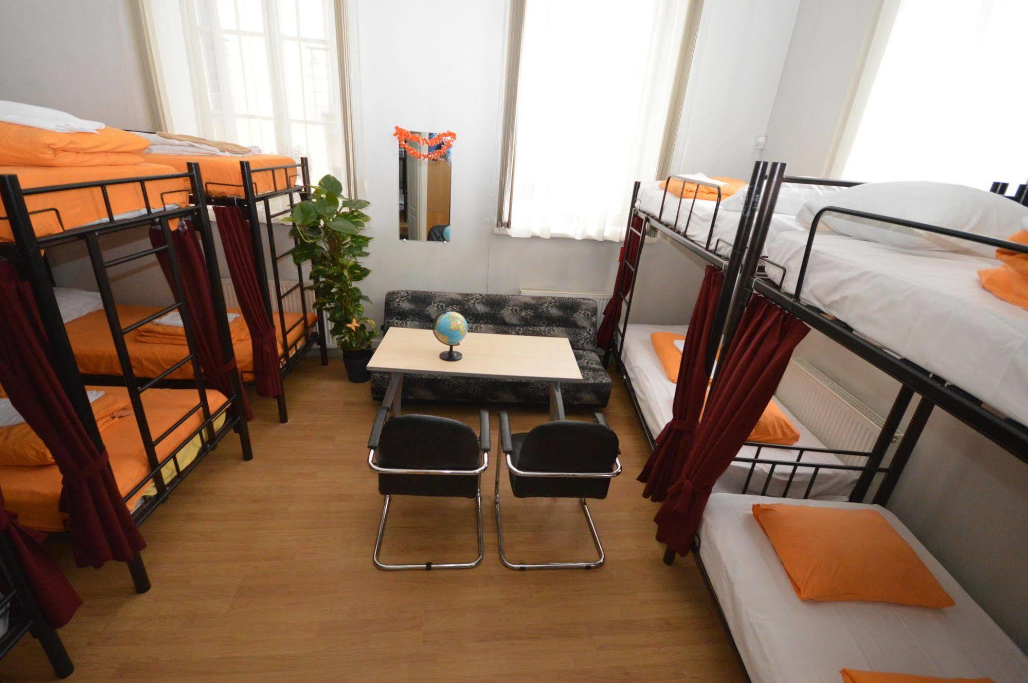 Doma Hostel Riga Exterior photo